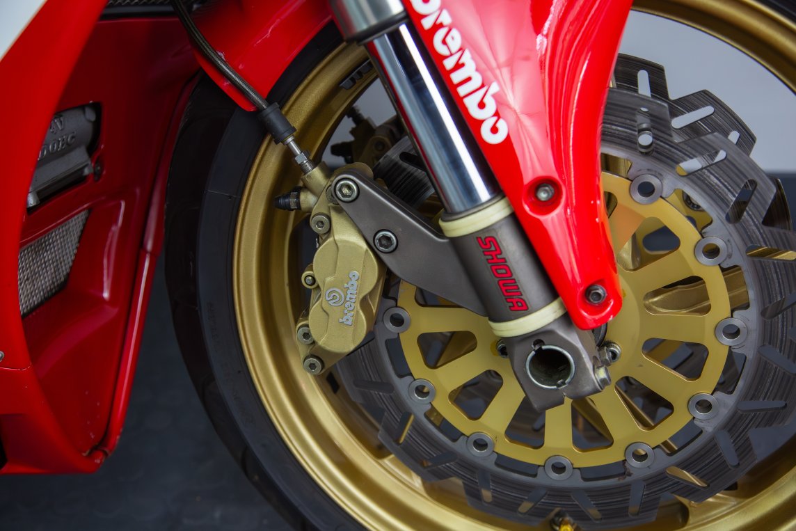 Ducati 748