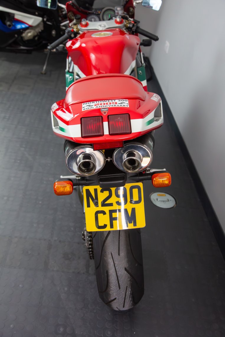 Ducati 748